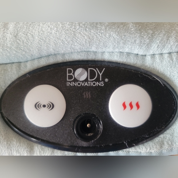 Vibrating Heated Foot Warmer - Picture 3 of 4